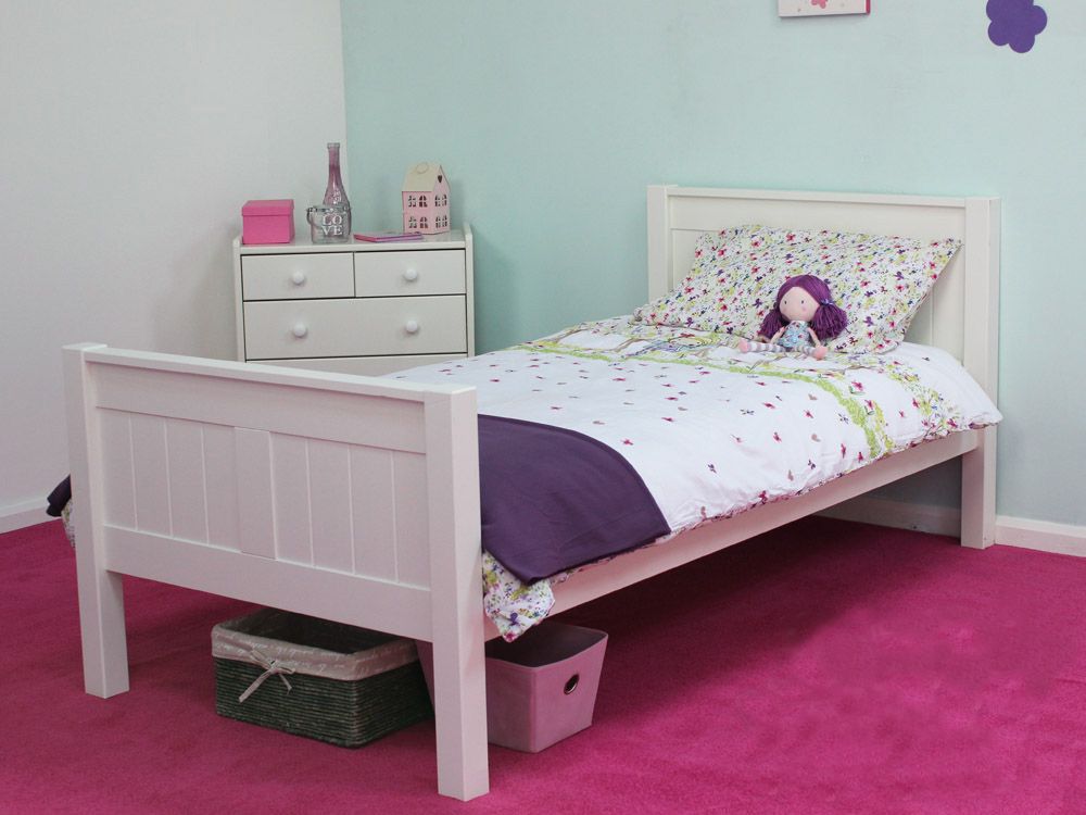 How to move my child from a cot to a first bed?